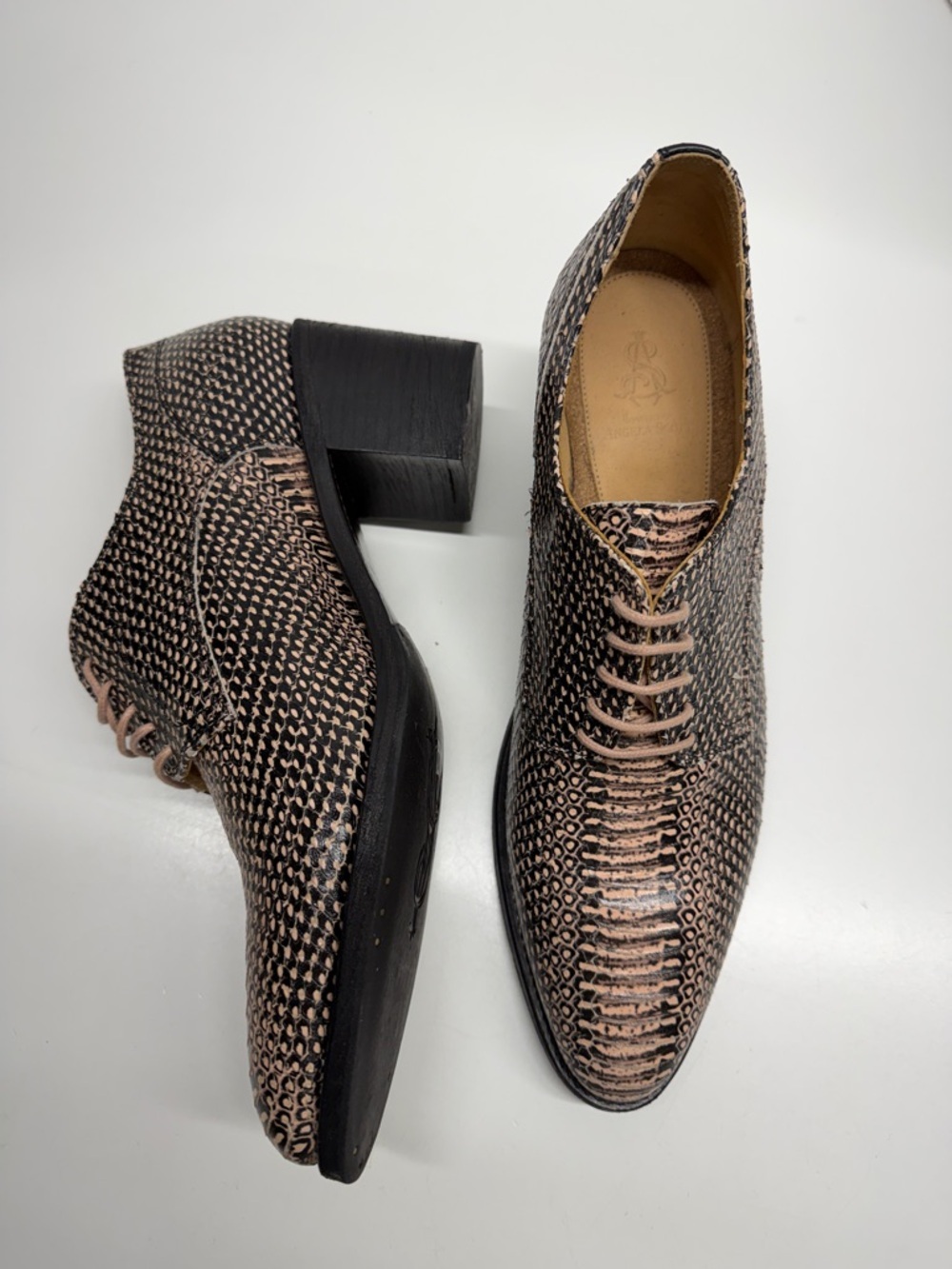 The Office of Angela Scott Ms Button Heeled Derby Oxfords Shoes Snake Black 13